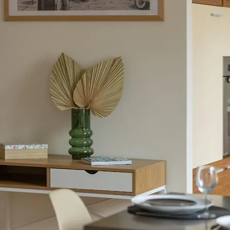 Daire Spacious In The Heart Of By Renters