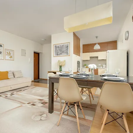 Daire Spacious In The Heart Of By Renters *